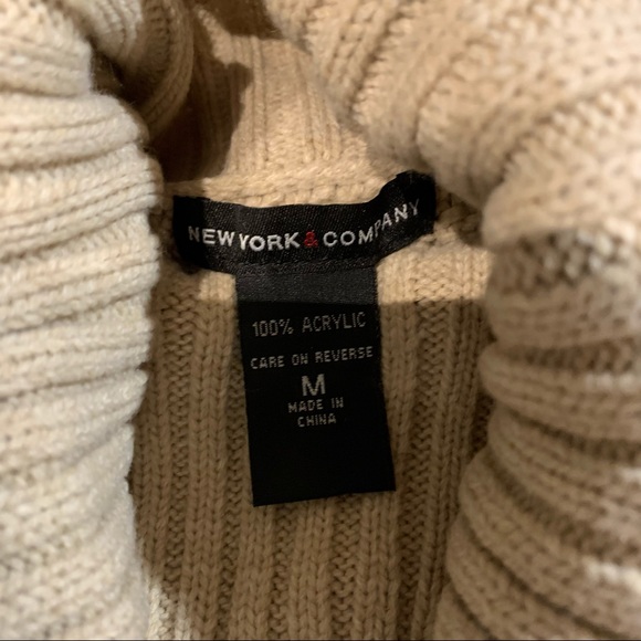 Tan Knit Sweater in Medium by New York & Company - Picture 3 of 5